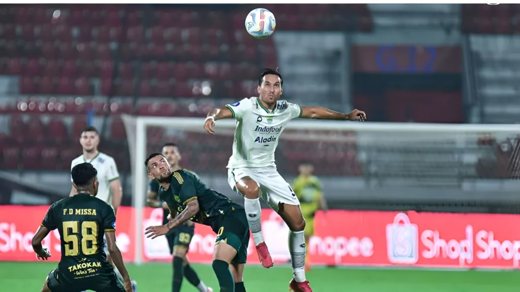 Foto: Kemenangan Persib Bandung atas Persikabo 1973 dengan skor 3-1.