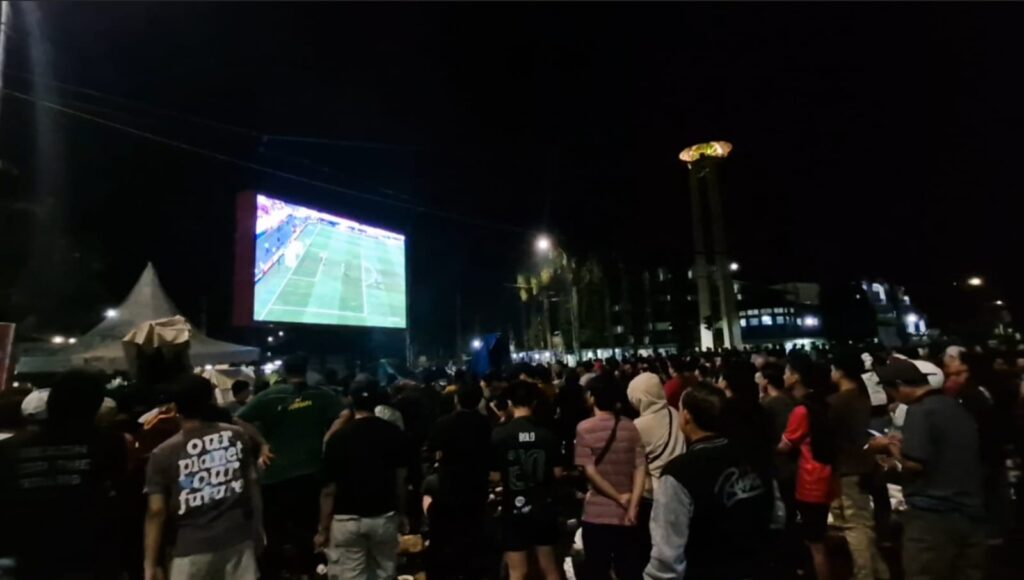 Suasana Simpang 4 Pendopo Bupati Kutai Kartanegara pada Jumat (26/4/24).