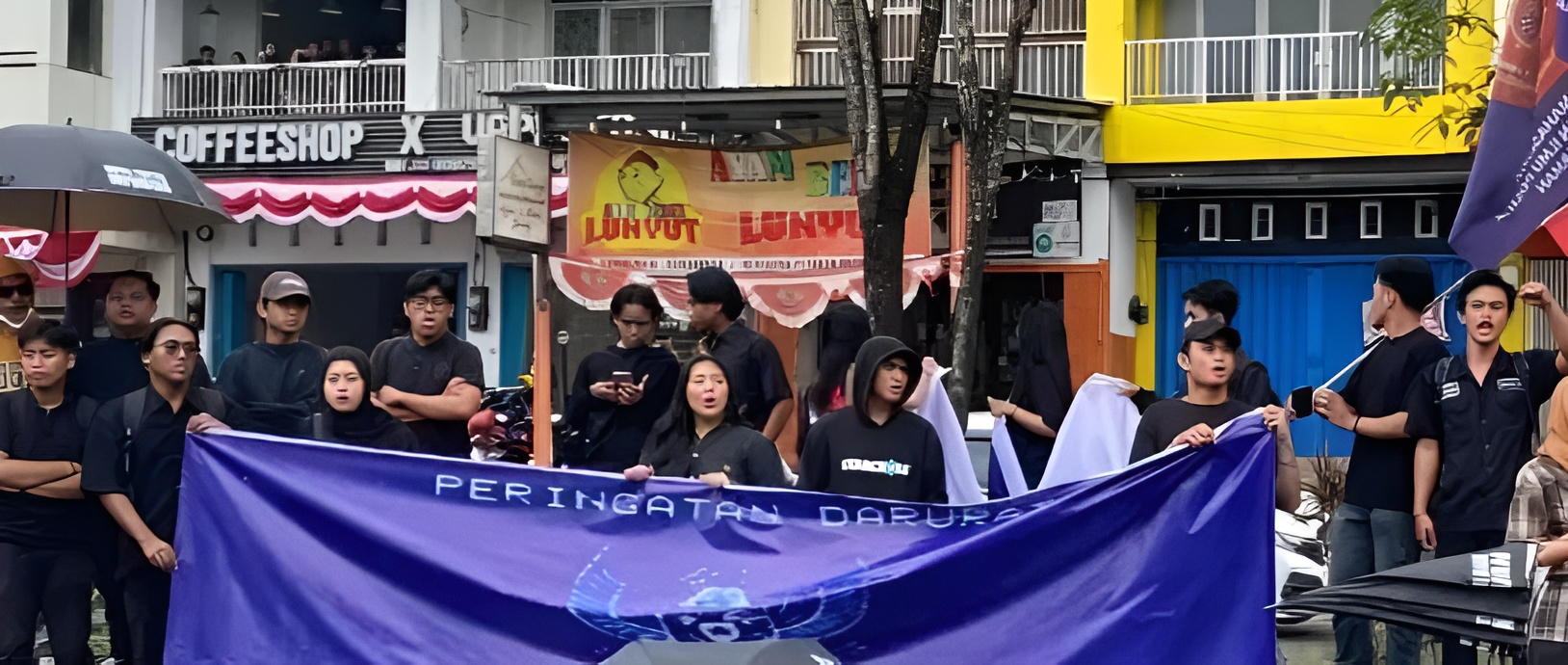 Foto: Suasana depan Gerbang Kampus Universitas Mulawarman (Unmul), Samarinda, pada Kamis (22/8/2024).