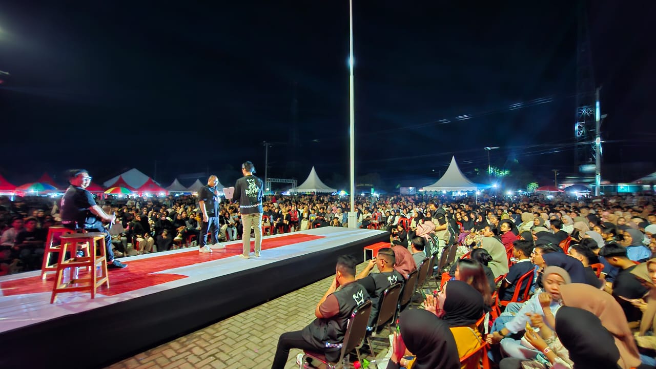Foto: Acara "Temu Tawa Tanya Jawab" bersama Rendi Solihin, calon Wakil Bupati Kutai Kartanegara pada Senin (15/10/2024) malam.