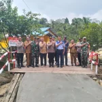 Kolaborasi Polsek Sangasanga dan PT ABN Hadirkan Jembatan Merah Putih Presisi untuk Warga Kelurahan Jawa