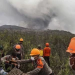 Dua Pendaki Asal Singapura Tewas Akibat Letusan Gunung Dukono