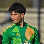 Kiper Keturunan Indonesia Giovanni van der Wijst Resmi Ikat Kontrak dengan Ajax